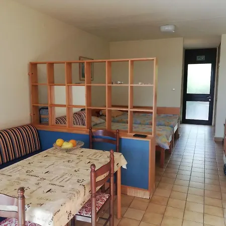 Zaza Studio 2 Duga Uvala Segotici